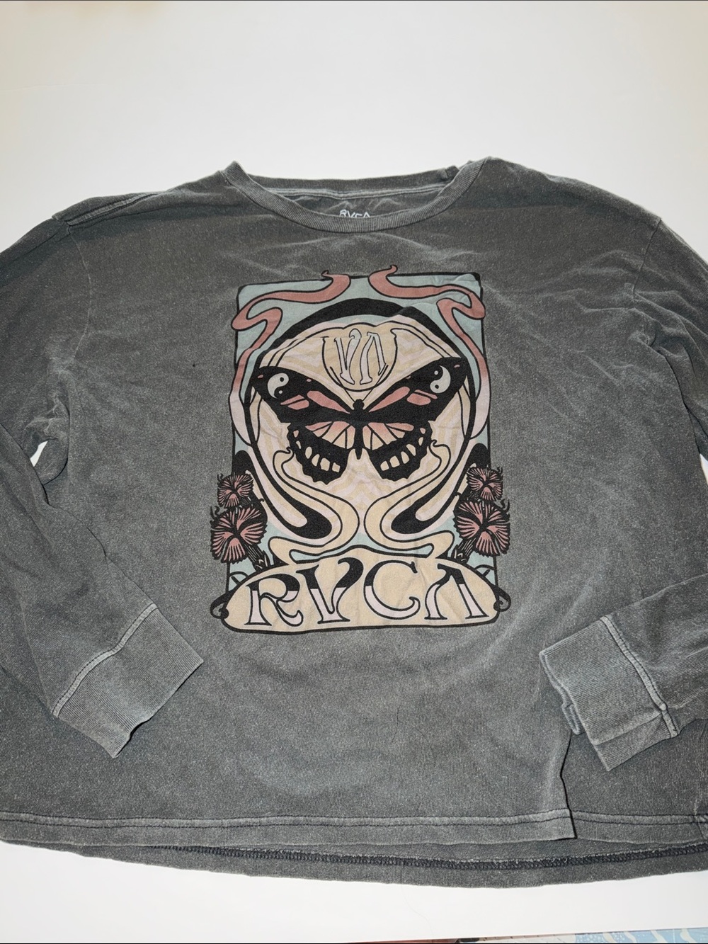 RVCA top